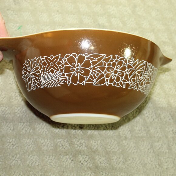 Vtg Pyrex Woodland Mixing Bowl Set of 4 Brown Floral 1970s 441, 442, 443, 444 - Picture 7 of 15